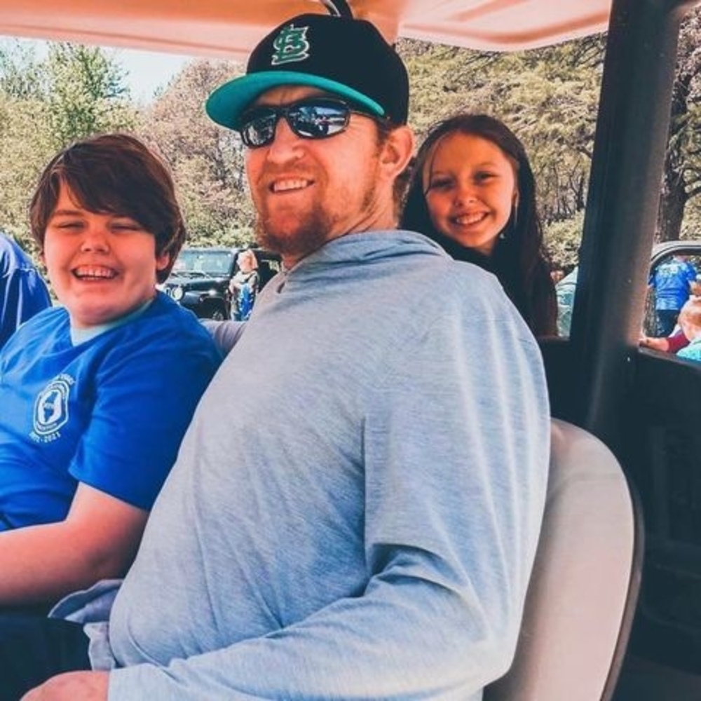 Meet your Posher, Todd